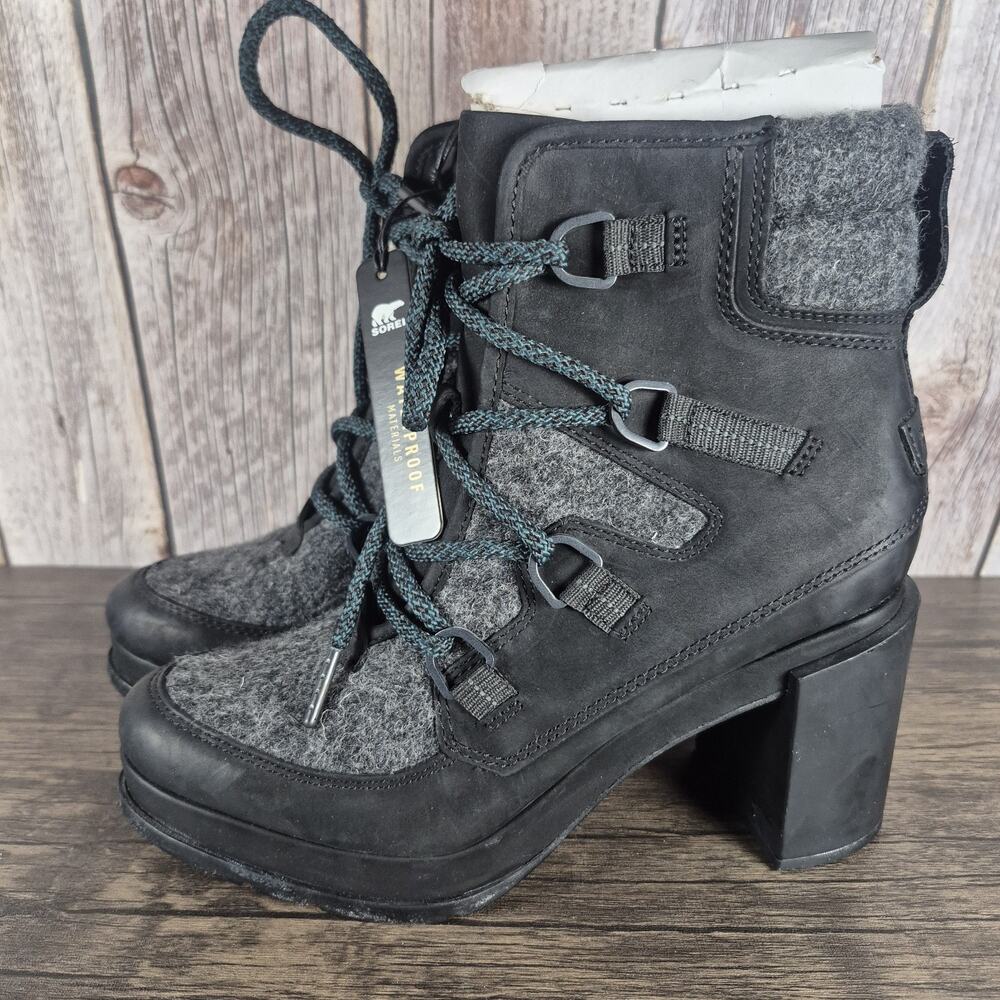 SOREL Blake Lace Waterproof Boots Black Gray Felt Block Heel Womens Size 8